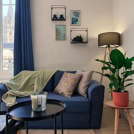 Charming Studio With View Of The Abbaye-Aux-Hommes Caen Habitación foto