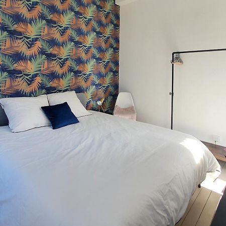 Charming Studio With View Of The Abbaye-Aux-Hommes Caen Habitación foto