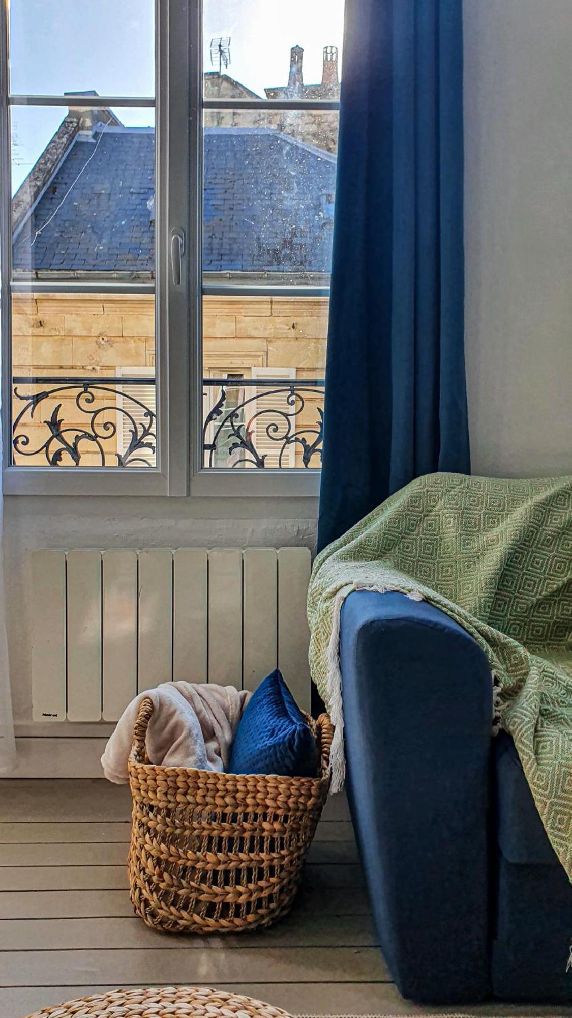 Charming Studio With View Of The Abbaye-Aux-Hommes Caen Habitación foto