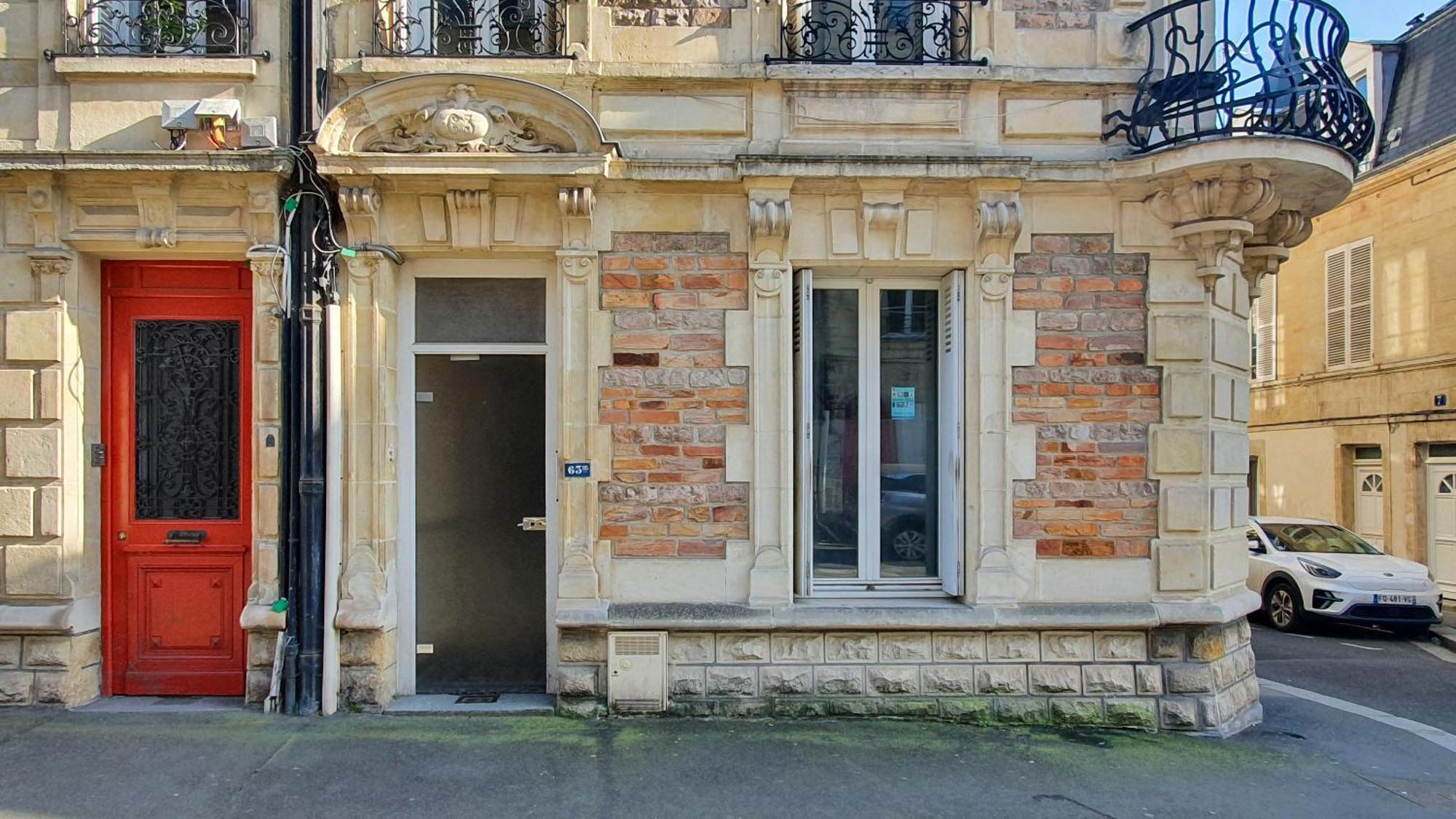 Charming Studio With View Of The Abbaye-Aux-Hommes Caen Habitación foto